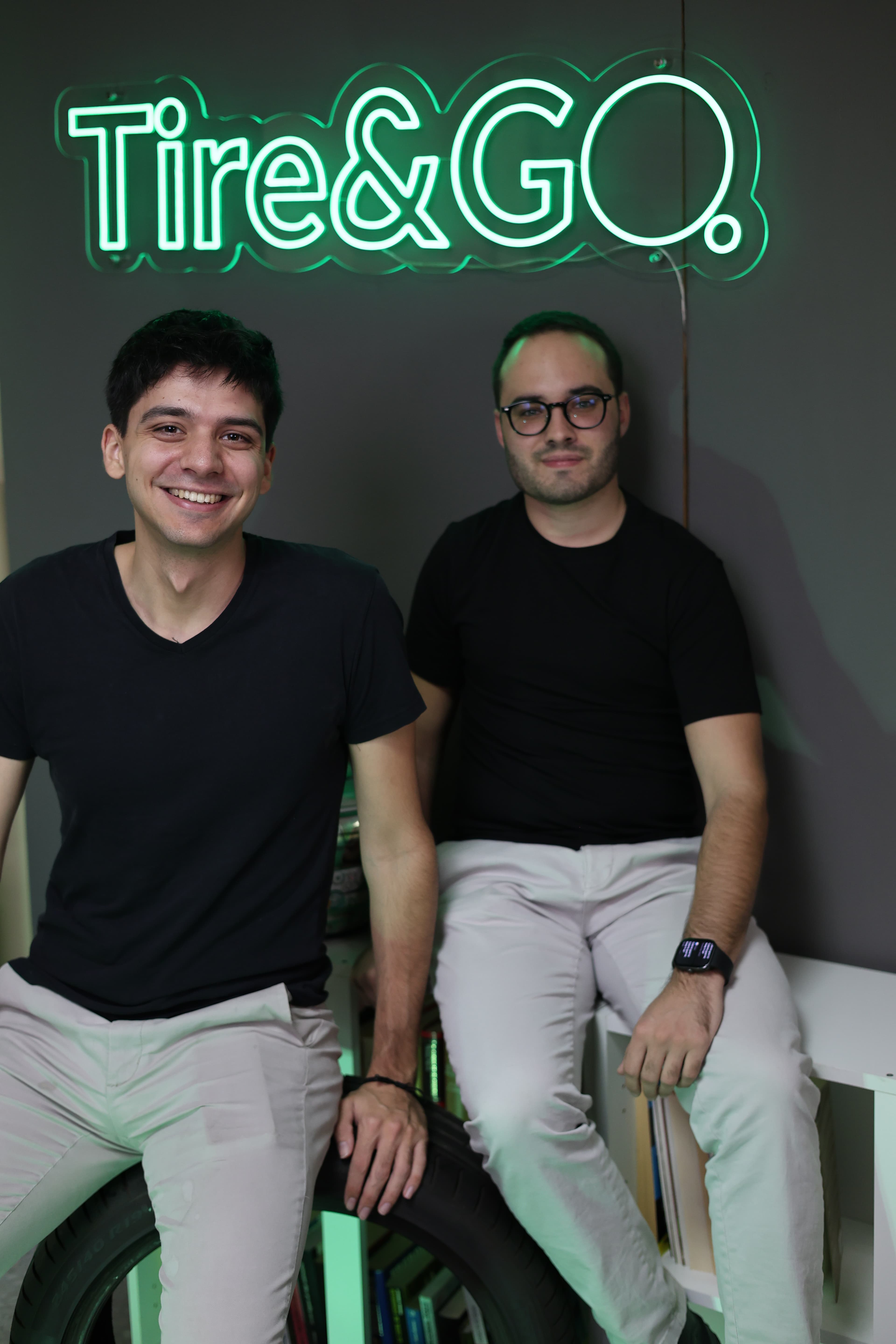 Lisard y Arturo, fundadores de Tire&GO